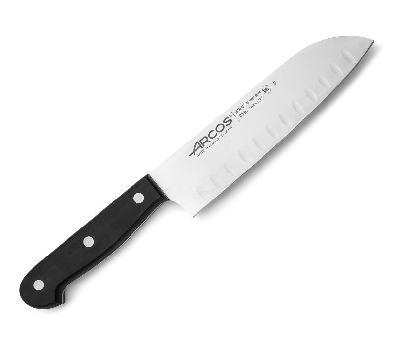Arcos_ovaalihiottu_santoku_17cm