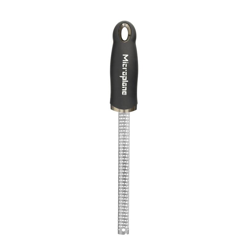 Microplane_kapea_mausteraastin