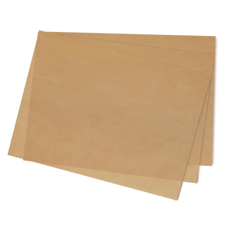Lacor_kasvikuivurin_leivinpaperit_30x40cm_3kpl