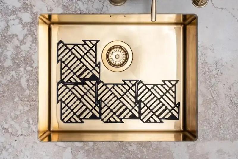 Happy_Sinks_tiskiallasmatto_silikonia
