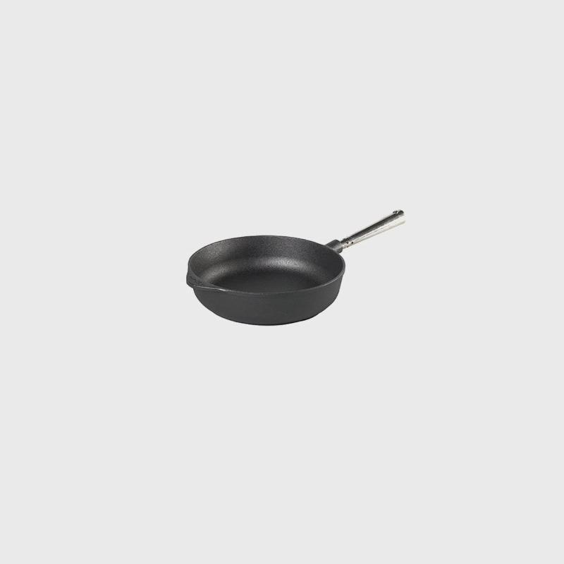 Skeppshult_valurautapannu_25cm